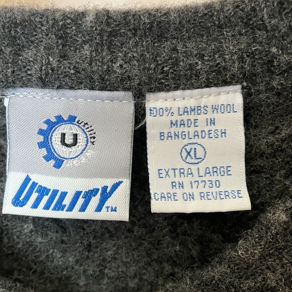 Sweater Vest Men’s XL Lambs Wool Gray With Stripes Y2K - Picture 2 of 5